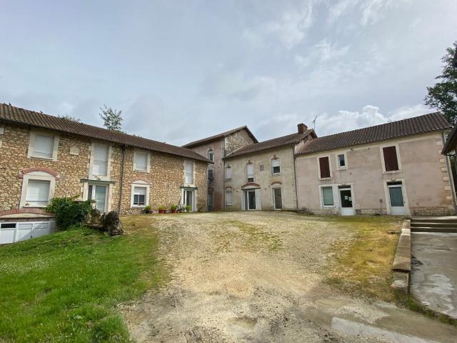 Appartement à louer 4 pièces