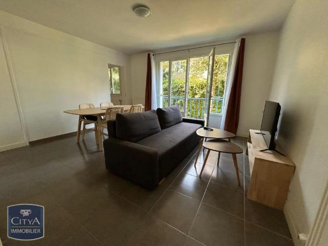 Appartement à louer 4 pièces 65.02m²
