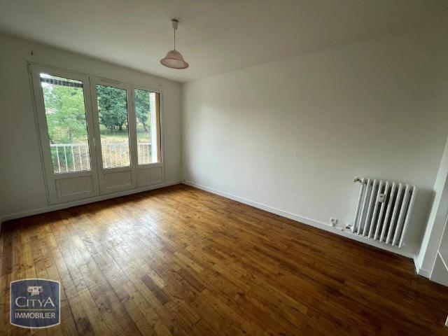 Appartement à louer 4 pièces 65.76m²