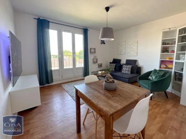 Appartement à louer 4 pièces 65.88m²