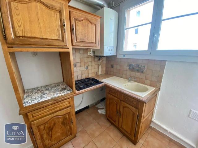 Appartement à louer 4 pièces 65m²