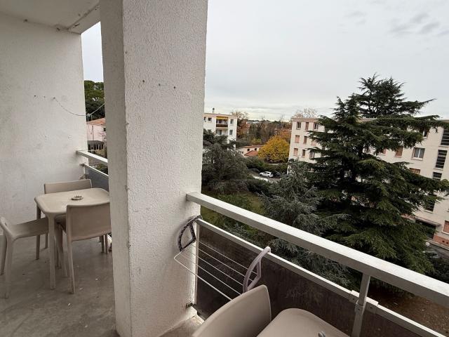 Appartement à louer 4 pièces 66 m