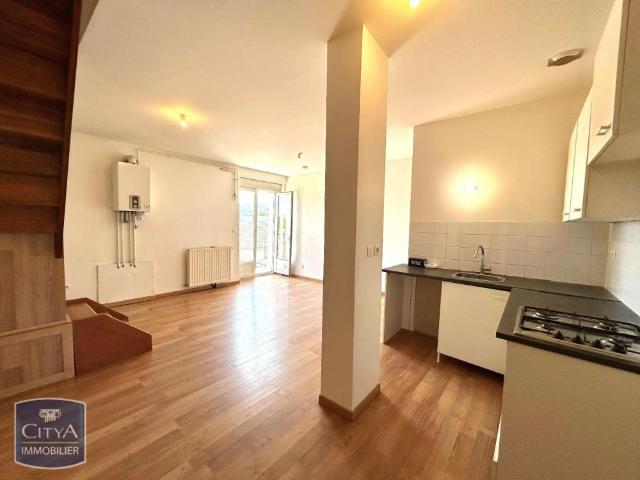 Appartement à louer 4 pièces 68.3m²