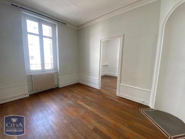 Appartement à louer 4 pièces 68.52m²