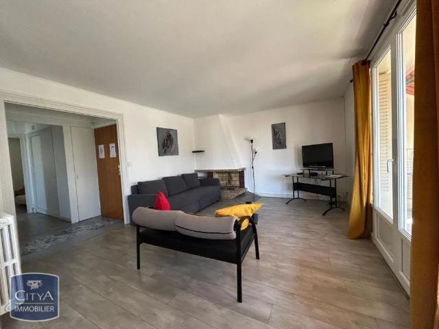 Appartement à louer 4 pièces 68.96m²