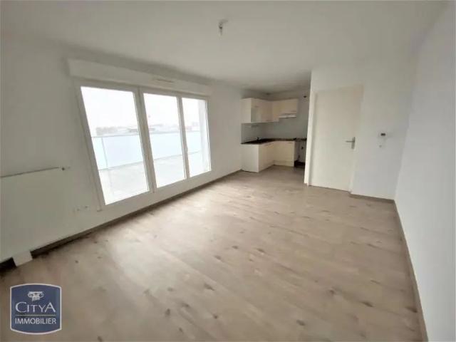 Appartement à louer 4 pièces 74.57m²