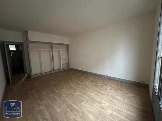 Appartement à louer 4 pièces 75.2m²
