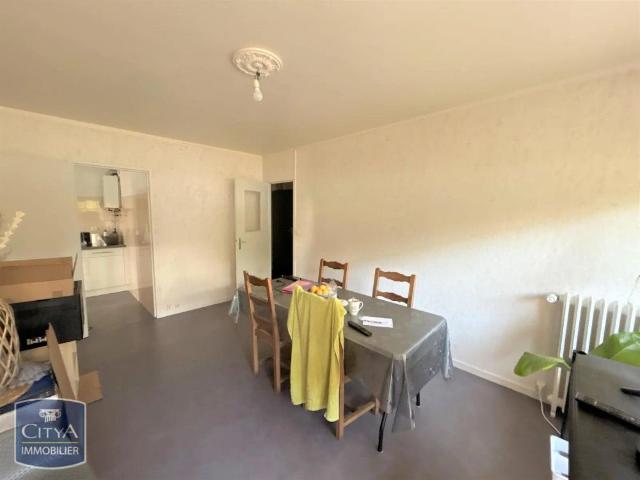 Appartement à louer 4 pièces 75m²