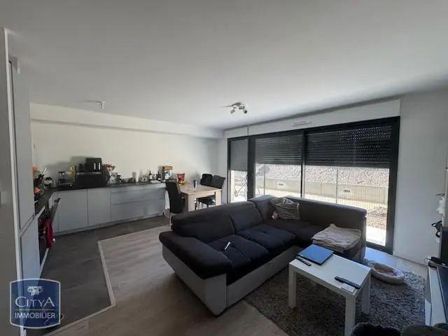 Appartement à louer 4 pièces 76.53m²