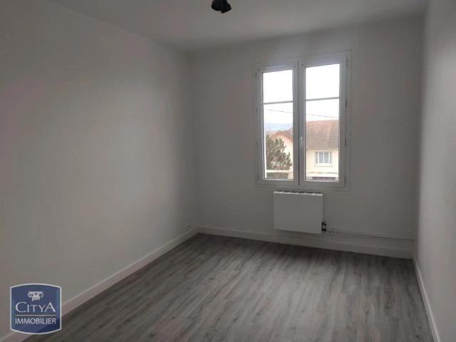 Appartement à louer 4 pièces 76.64m²
