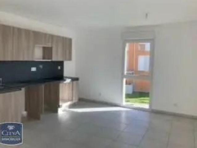 Appartement à louer 4 pièces 76.84m²