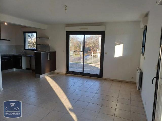 Appartement à louer 4 pièces 77.7m²