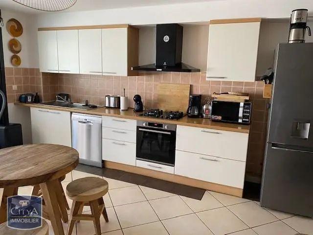 Appartement à louer 4 pièces 79.1m²