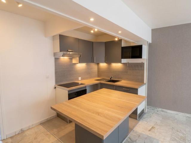 Appartement à louer 4 pièces 79,21 m