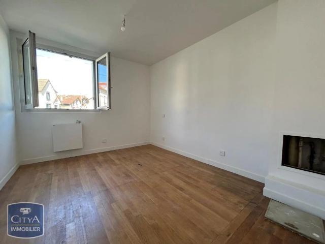 Appartement à louer 4 pièces 70.94m²