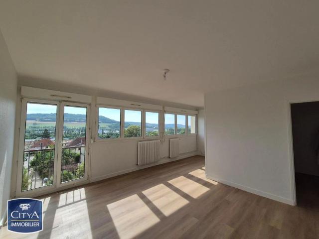 Appartement à louer 4 pièces 70m²