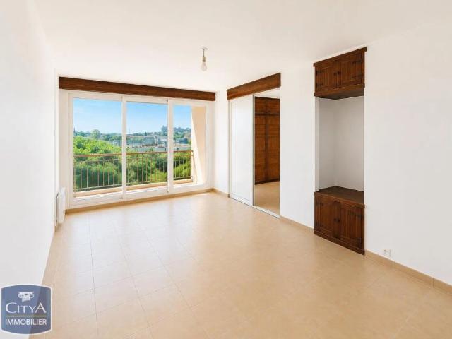 Appartement à louer 4 pièces 73.33m²