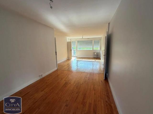Appartement à louer 4 pièces 73.3m²
