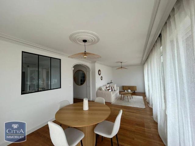 Appartement à louer 4 pièces 84.21m²