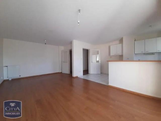 Appartement à louer 4 pièces 84.79m²