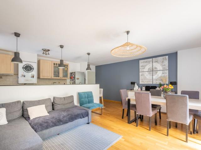 Appartement à louer 4 pièces 85 m