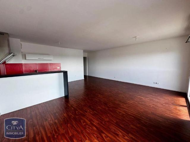 Appartement à louer 4 pièces 87.2m²