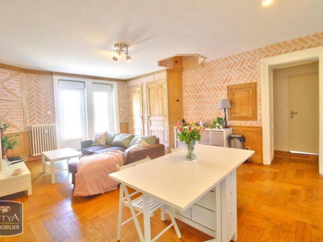 Appartement à louer 4 pièces 87.38m²