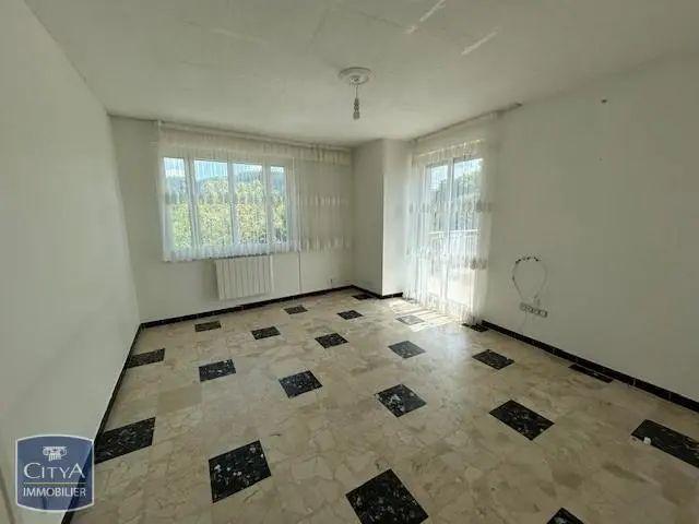 Appartement à louer 4 pièces 87.58m²