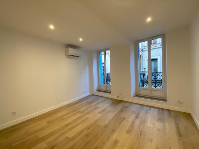 Appartement à louer 4 pièces
