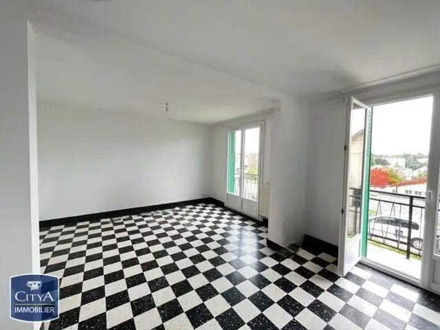 Appartement à louer 4 pièces 89.73m²