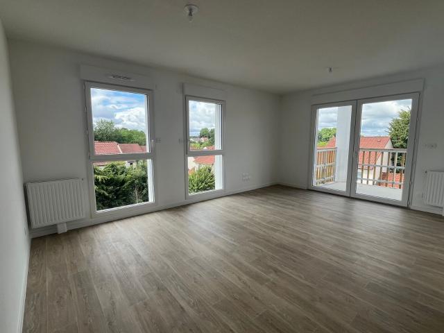 Appartement à louer 4 pièces 80 m