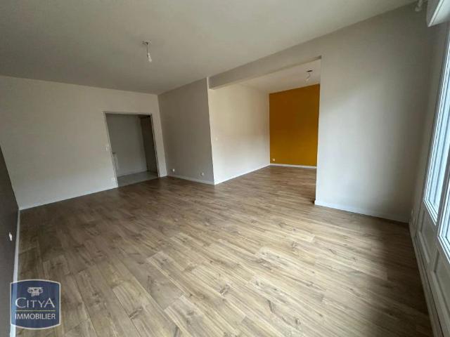 Appartement à louer 4 pièces 80.16m²