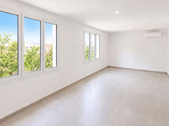 Appartement à louer 4 pièces 80,25 m