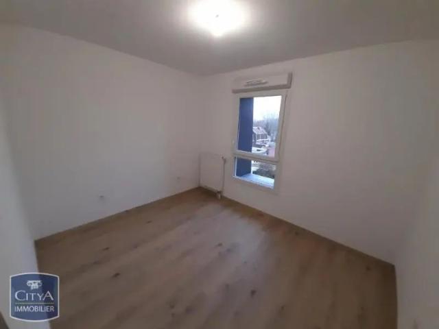 Appartement à louer 4 pièces 80.39m²