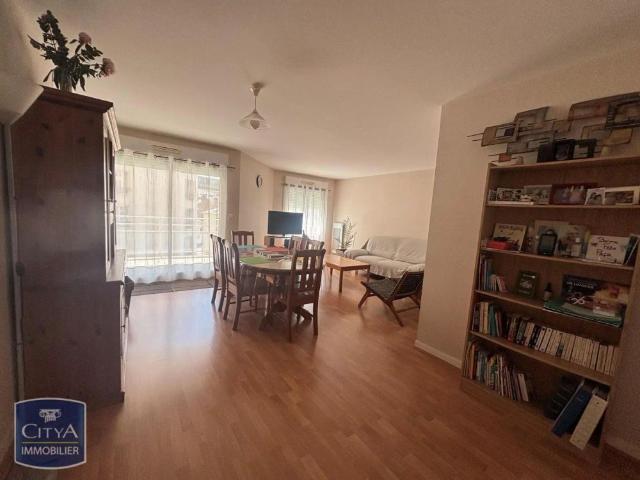 Appartement à louer 4 pièces 80.47m²