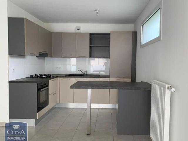 Appartement à louer 4 pièces 80.42m²