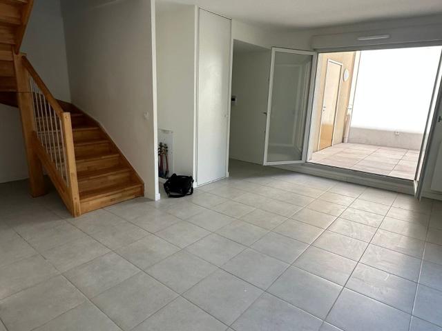 Appartement à louer 4 pièces