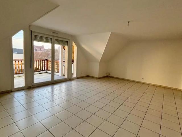 Appartement à louer 4 pièces 81.09m²