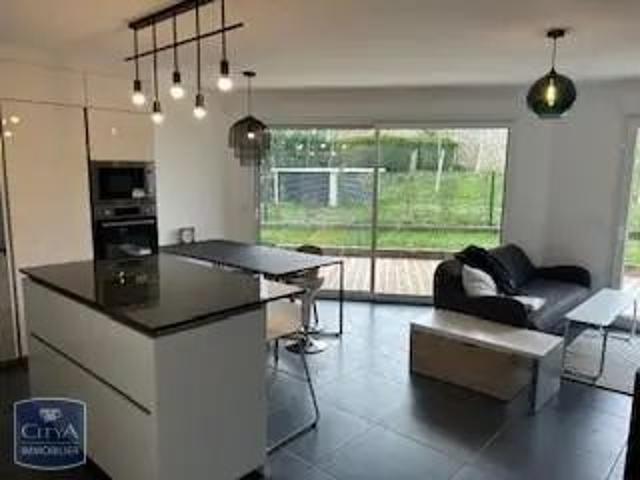 Appartement à louer 4 pièces 81.16m²