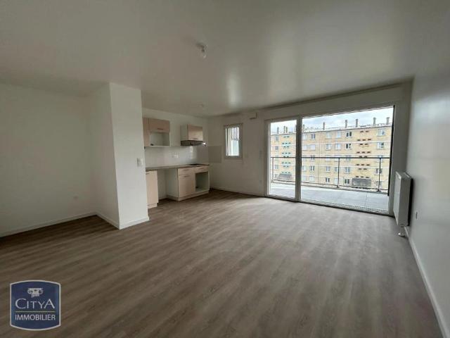 Appartement à louer 4 pièces 81.46m²