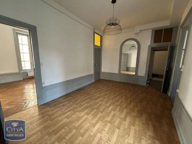 Appartement à louer 4 pièces 81.43m²