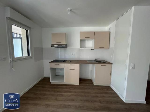 Appartement à louer 4 pièces 81.55m²