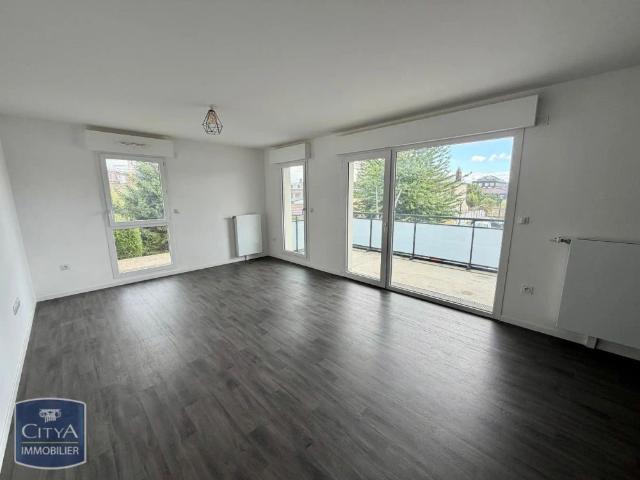 Appartement à louer 4 pièces 81.76m²