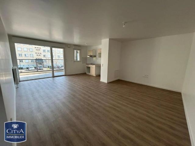 Appartement à louer 4 pièces 81.72m²