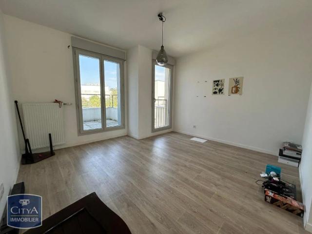 Appartement à louer 4 pièces 81m²