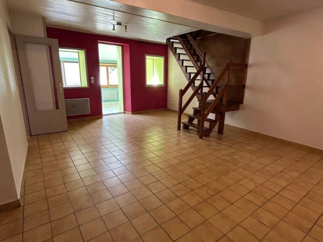 Appartement à louer 4 pièces • 82,20 m2 Saint Donat sur l'Herbasse