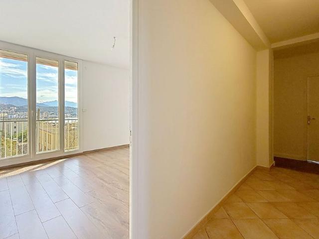 Appartement à louer 4 pièces • 82,41 m2 Ajaccio
