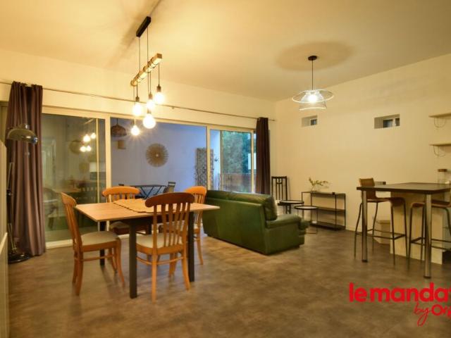 Appartement à louer 4 pièces • 82,70 m2 Bègles