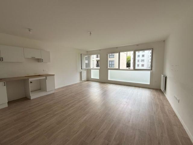 Appartement à louer 4 pièces • 83,28 m2 Aubervilliers