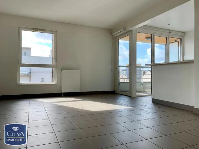 Appartement à louer 4 pièces 96.38m²